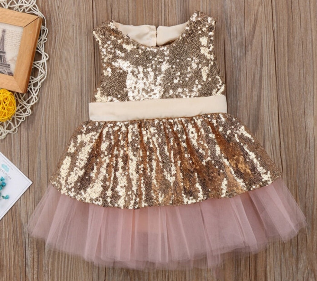 Gold Sequins Dress #1000650